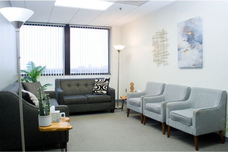 Addiction Treatment Facility arlington VA, outpatient drug rehab - PHP vs IOP